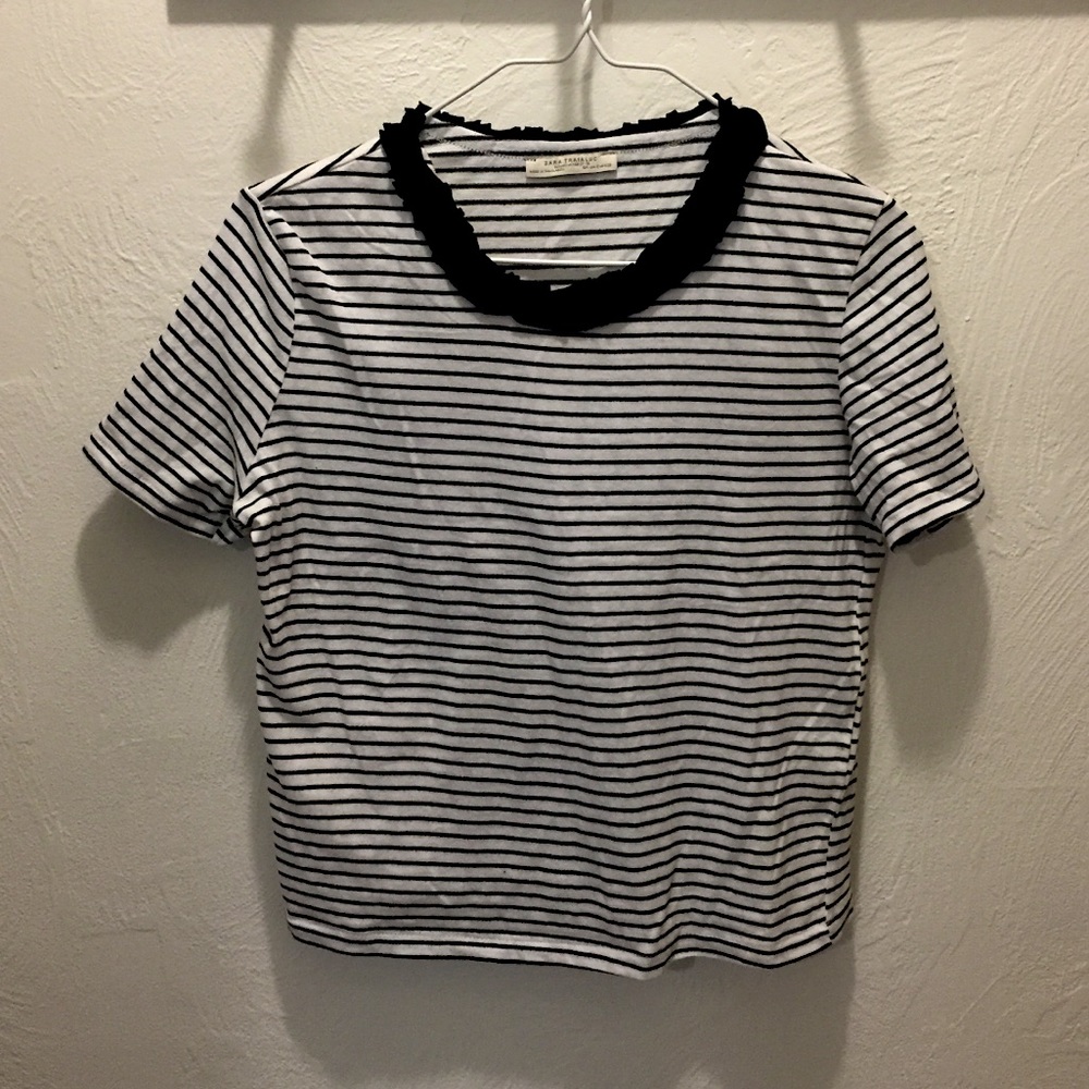 Zara Black and White Striped T-Shirt Size Small